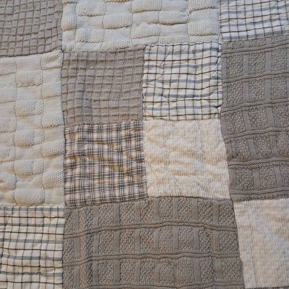 Neutral Patchwork Quilt  Cream Gray Plaid Textural Cozy Accent 80"SQ  #96 - Picture 1 of 7